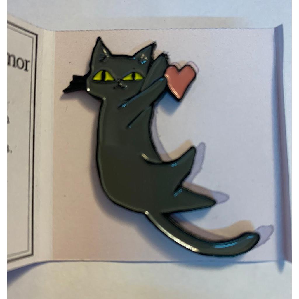 PIN GATO AMOR